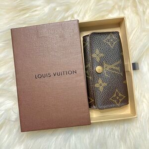 Authentic Louis Vuitton Monogram Key Holder